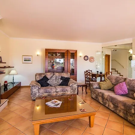 Sleeps 8 With Pool And Parking ヴィラ *